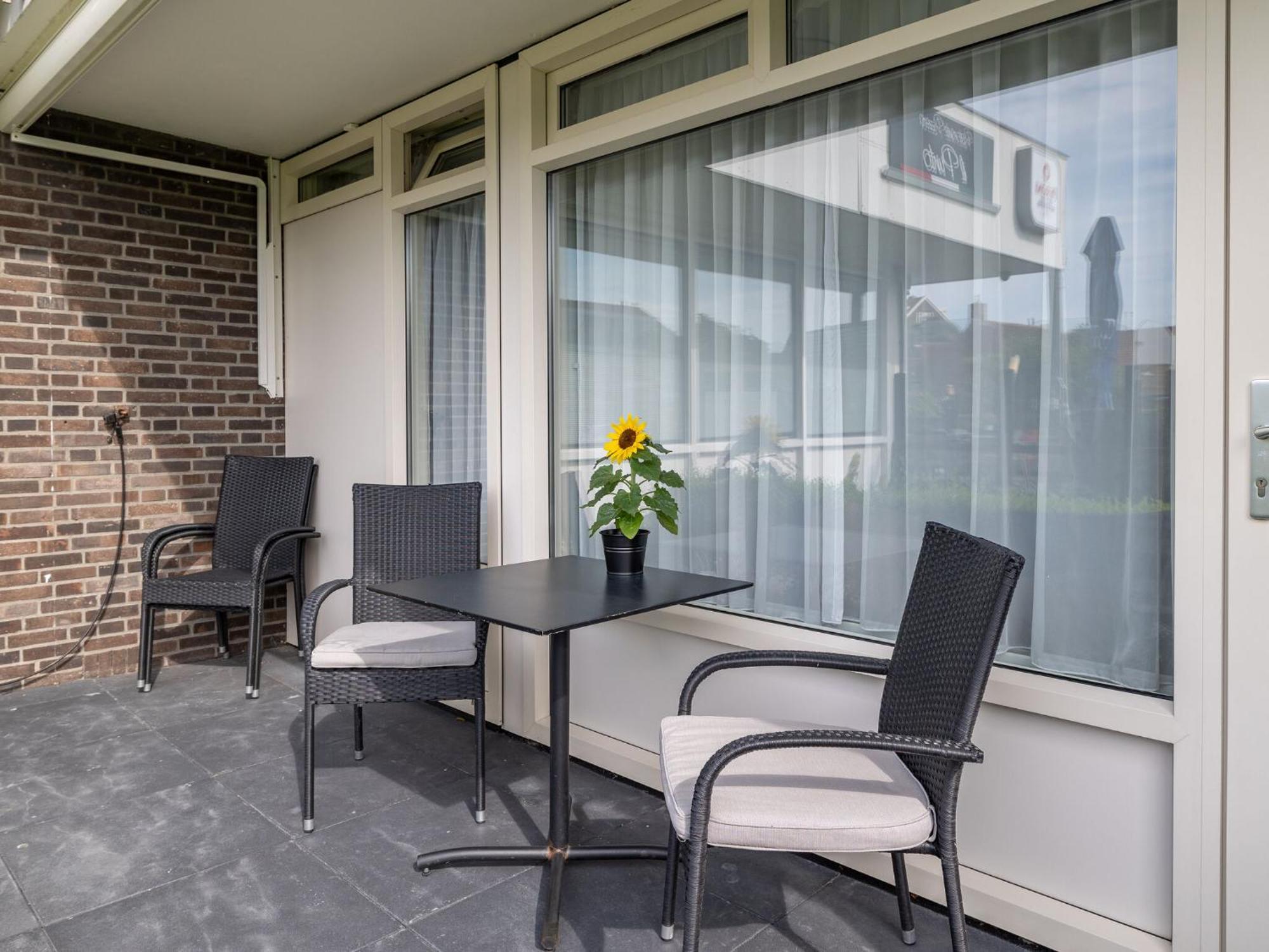 Beautiful Apartment In Zoutelande With Terrace Kültér fotó