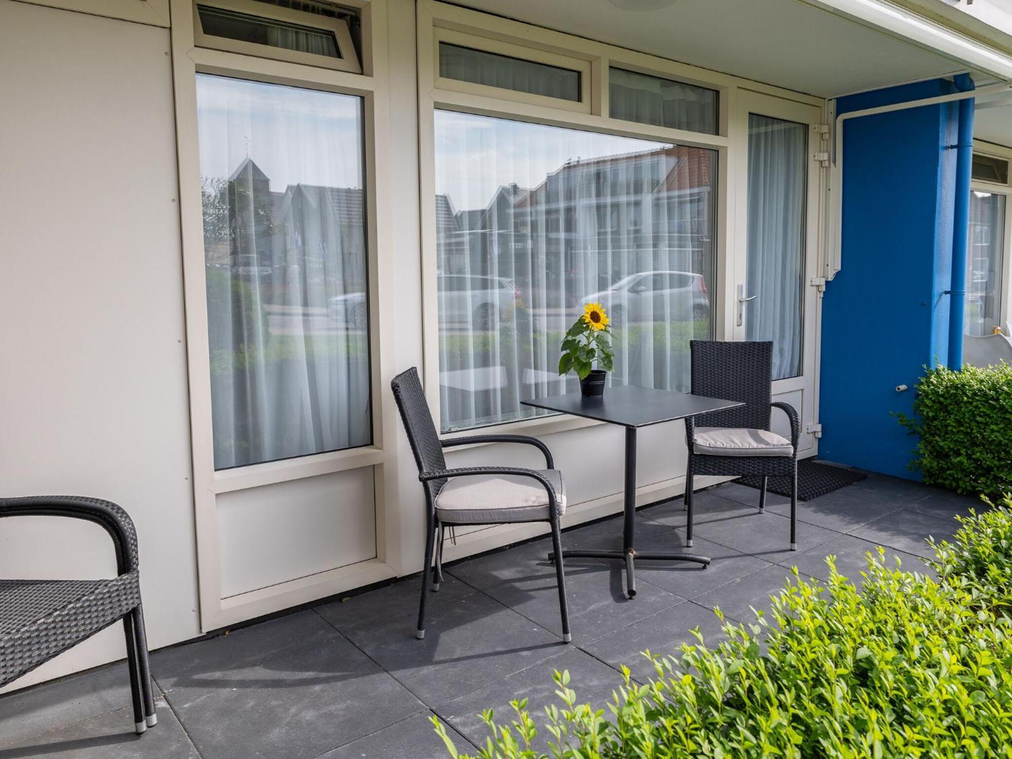 Beautiful Apartment In Zoutelande With Terrace Kültér fotó